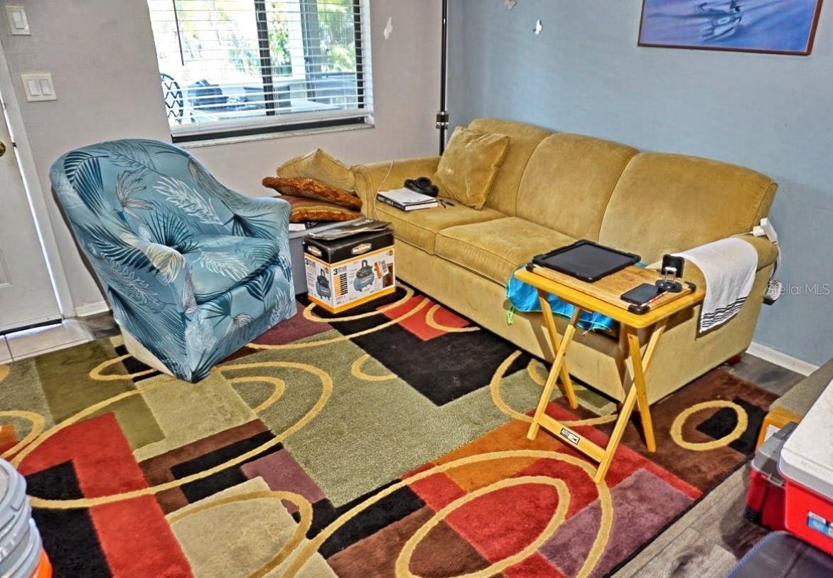 Image 4 of 34 For 1881 Mazo Manor I-6