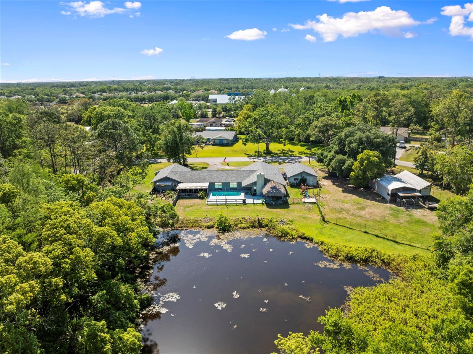 Image 4 of 54 For 2400 Commack Court