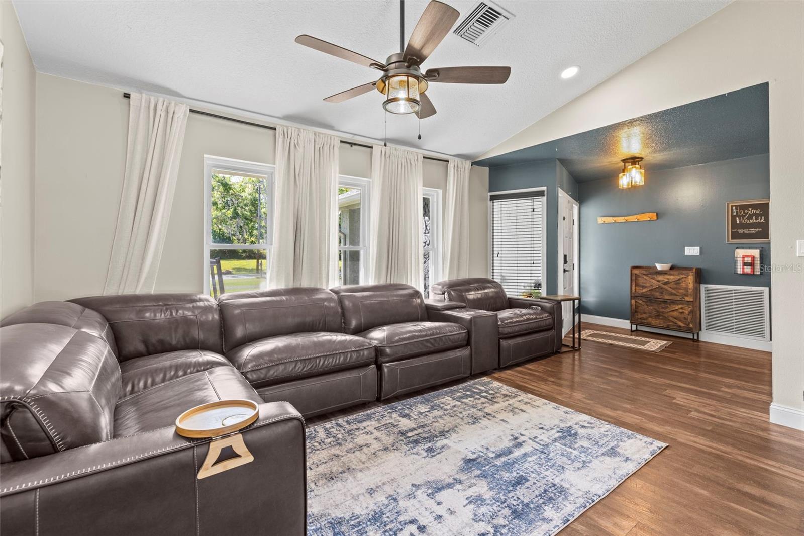 Image 8 of 54 For 2400 Commack Court