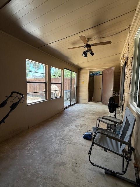 Image 20 of 25 For 947 Village Drive