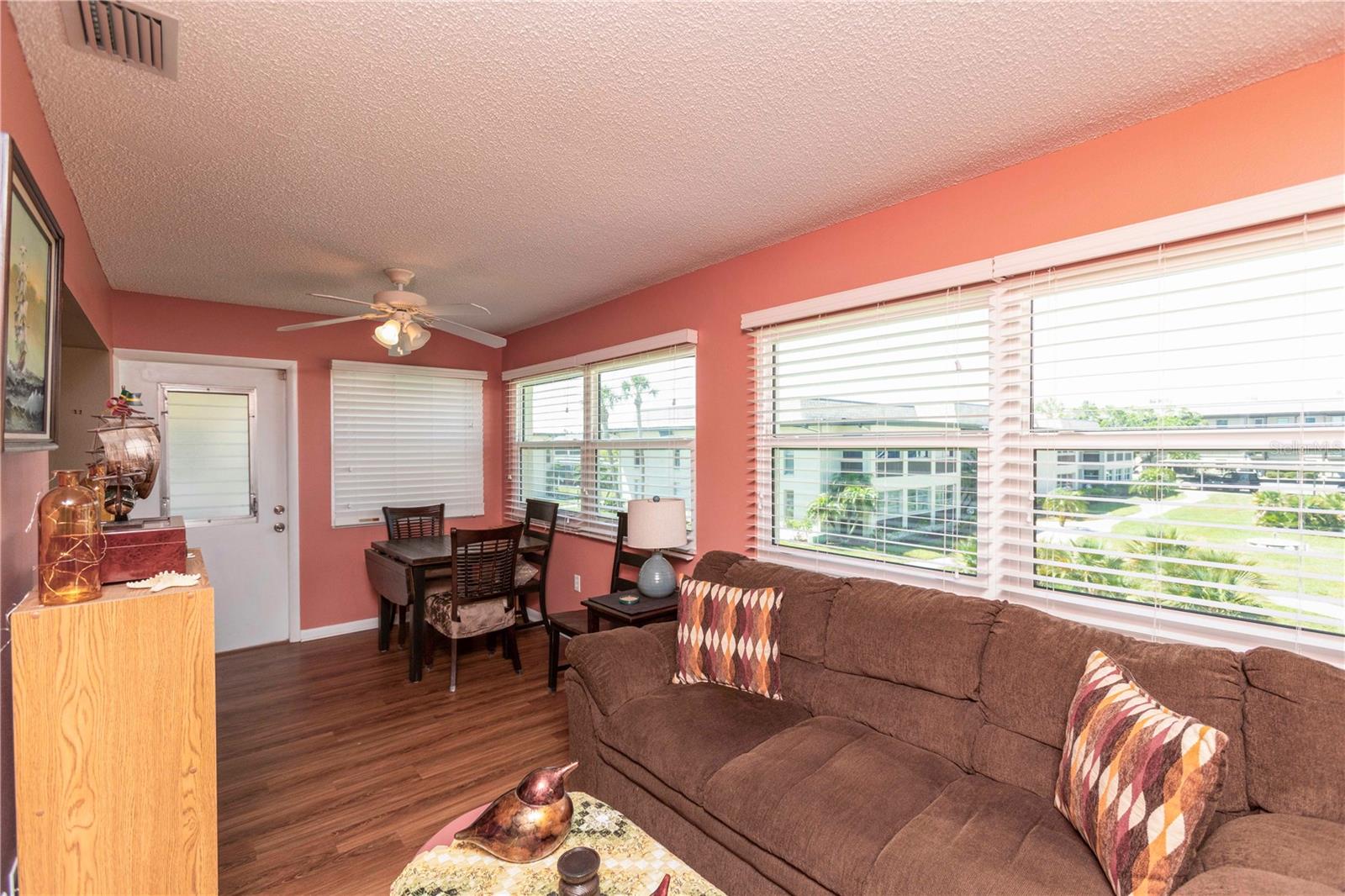 Image 16 of 27 For 4726 Marine Parkway 201