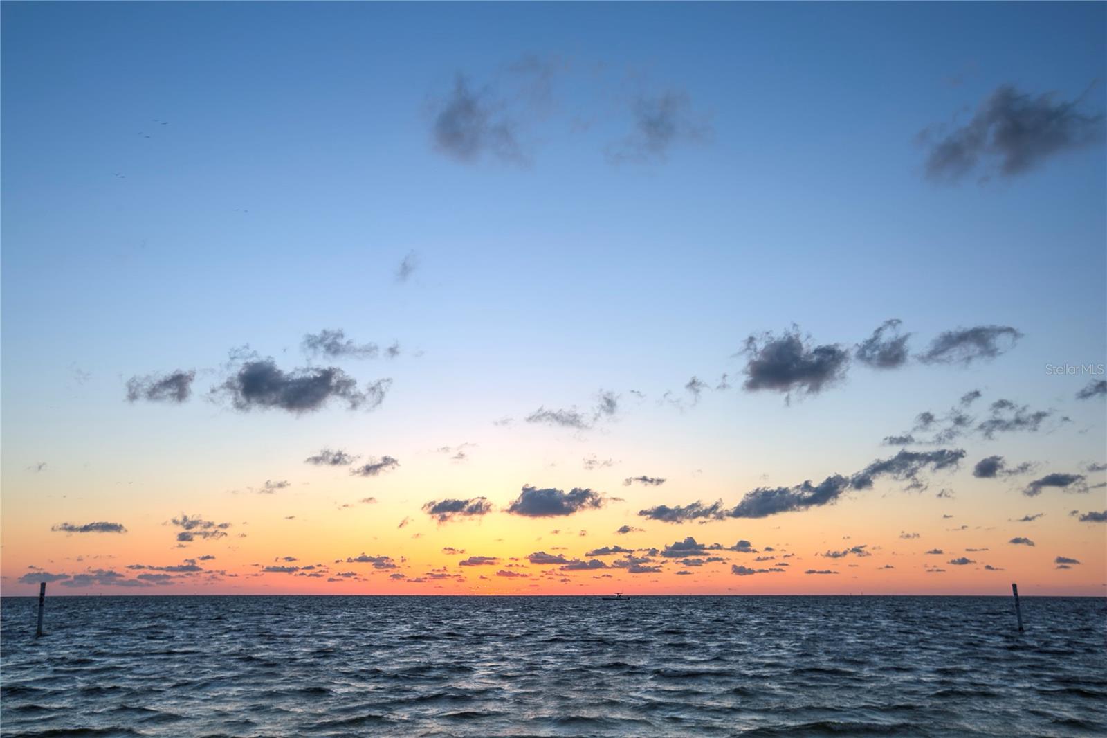 Image 23 of 27 For 4726 Marine Parkway 201