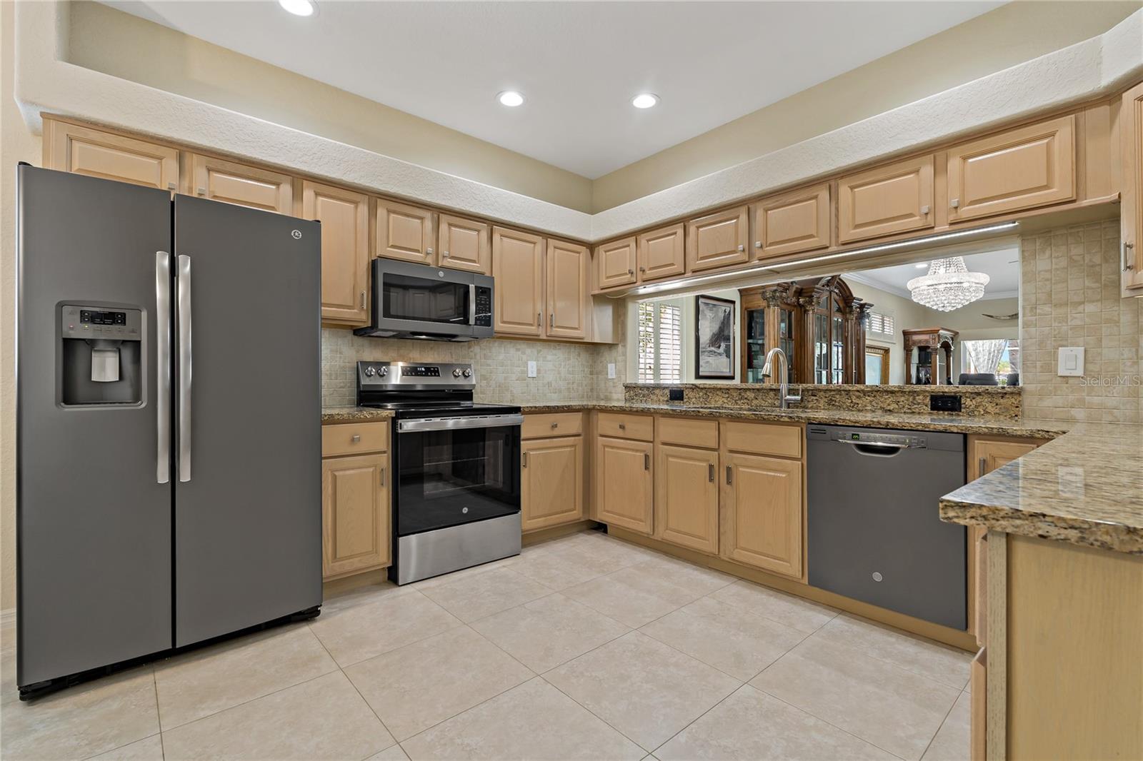 Image 5 of 48 For 1260 Dartford Drive
