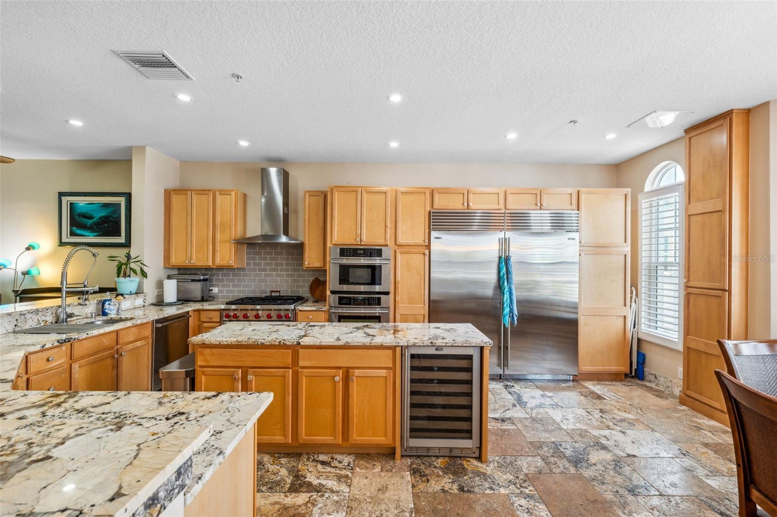 Image 15 of 66 For 1340 Bayshore Boulevard 411