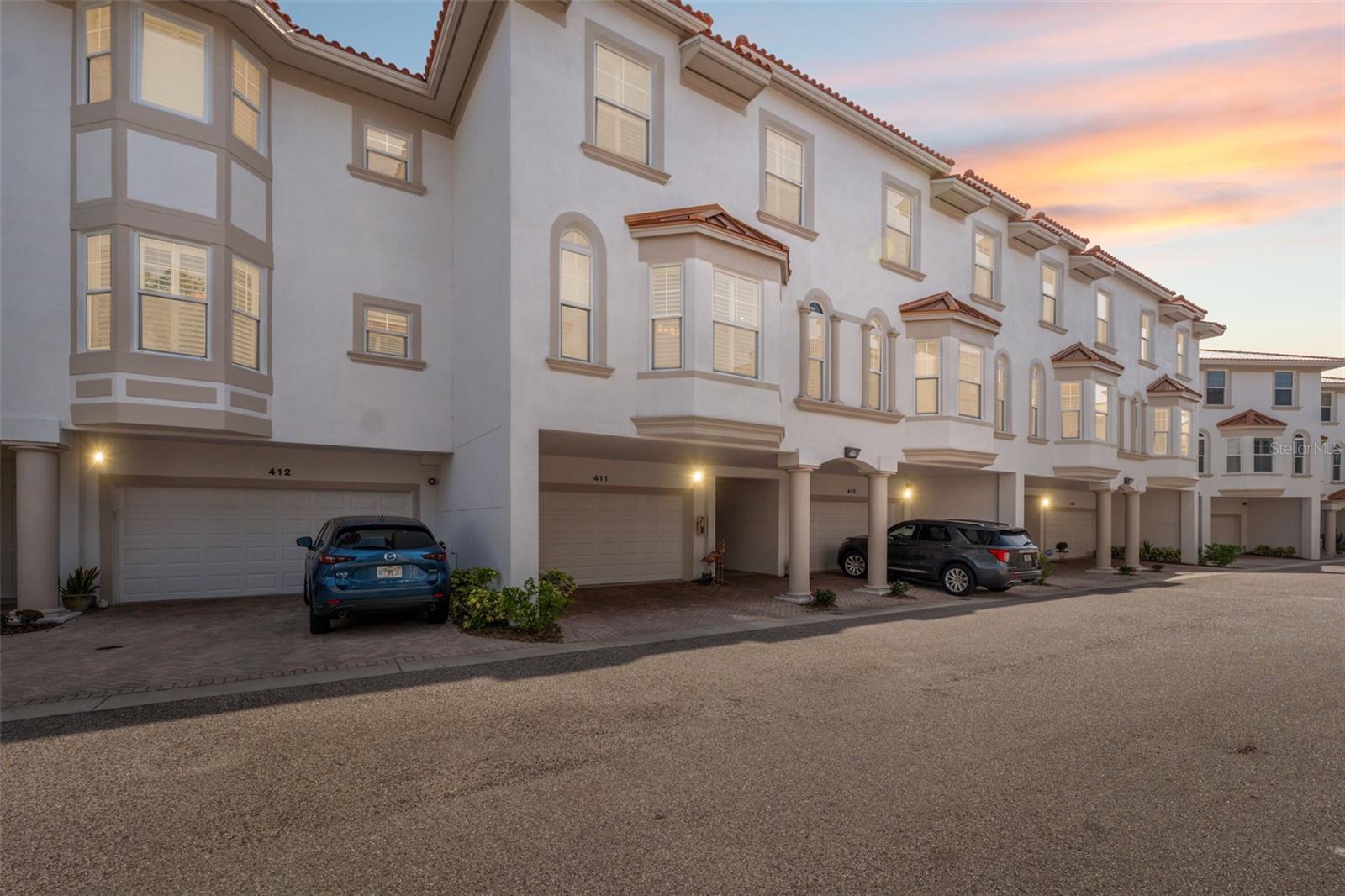 Image 2 of 66 For 1340 Bayshore Boulevard 411