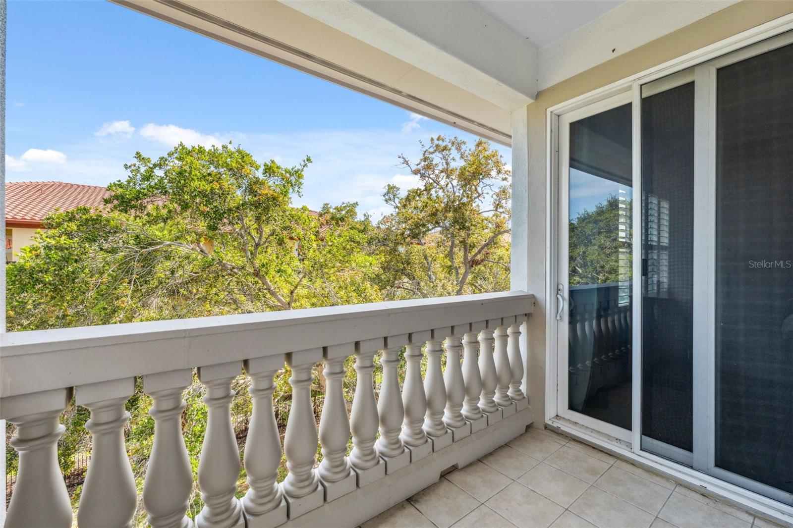 Image 28 of 66 For 1340 Bayshore Boulevard 411