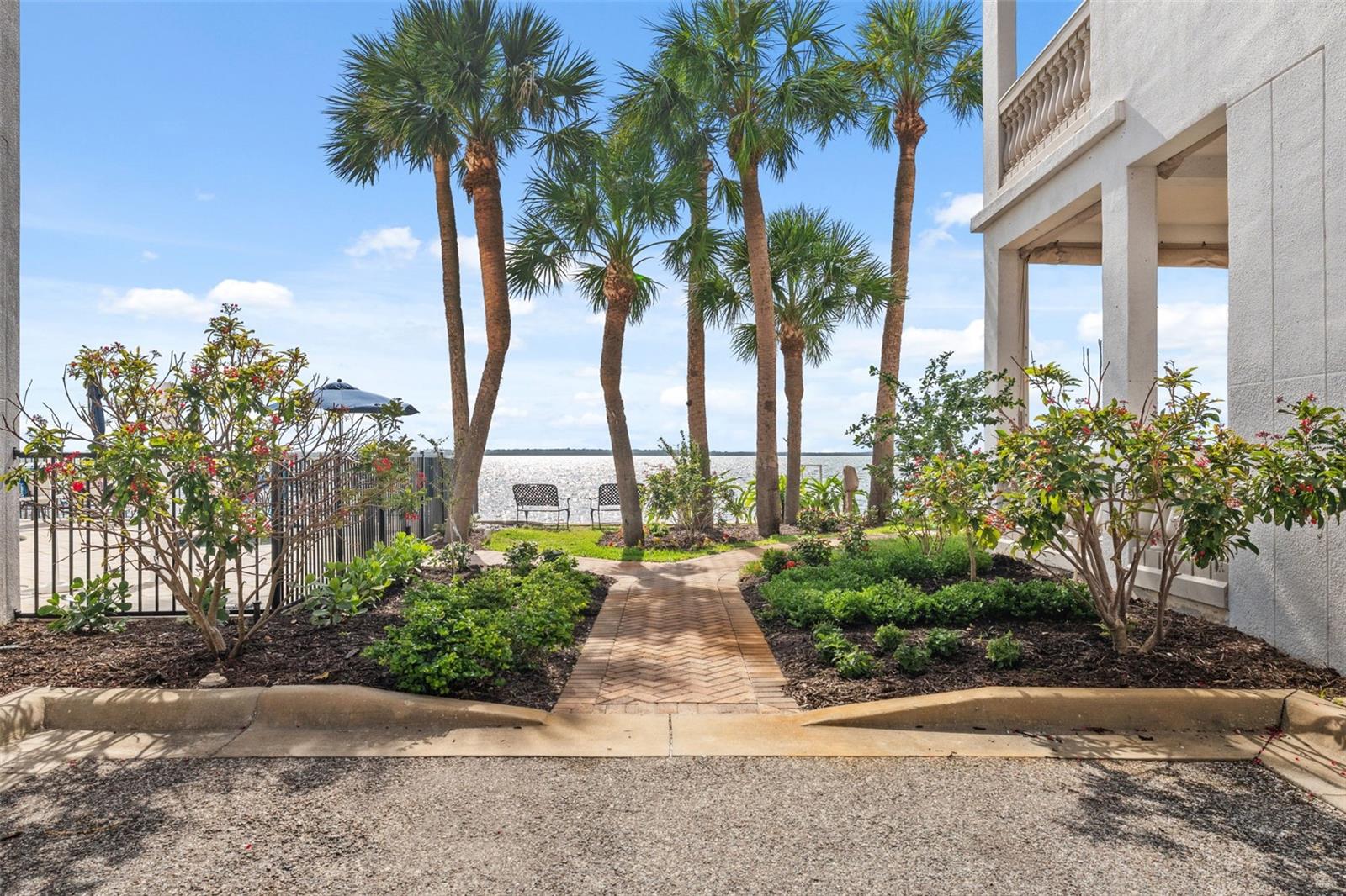 Image 40 of 66 For 1340 Bayshore Boulevard 411