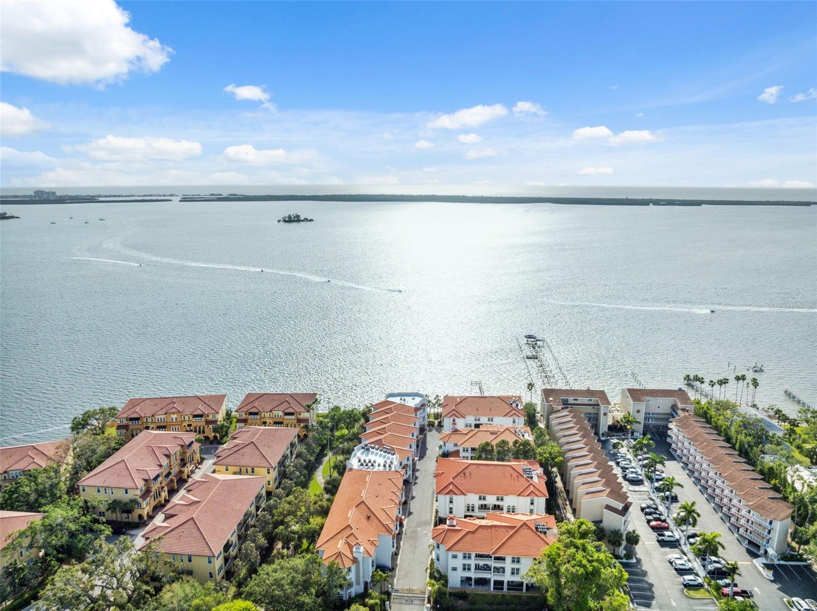 Image 51 of 66 For 1340 Bayshore Boulevard 411