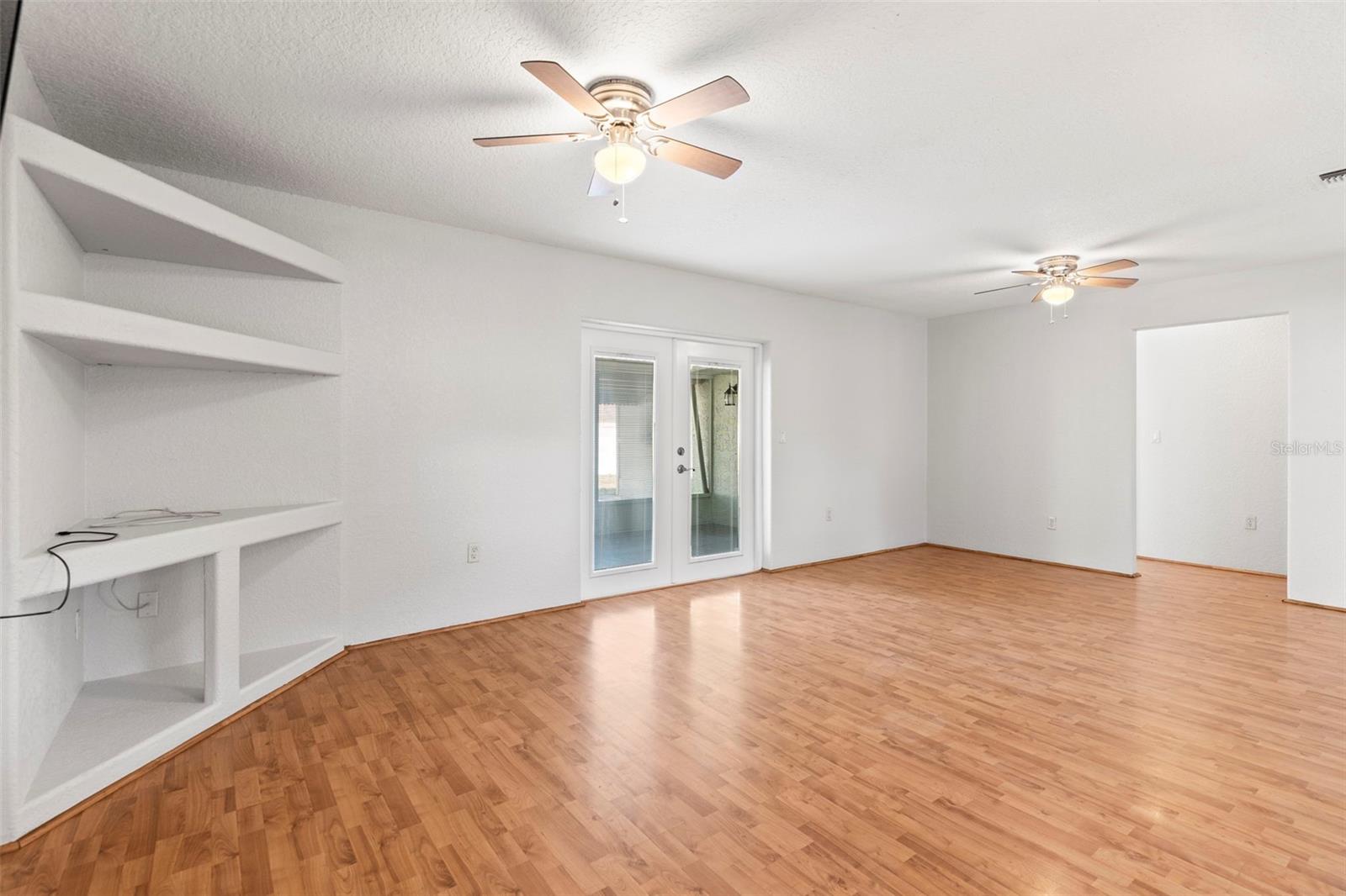 Image 10 of 40 For 12065 Shadow Ridge Boulevard