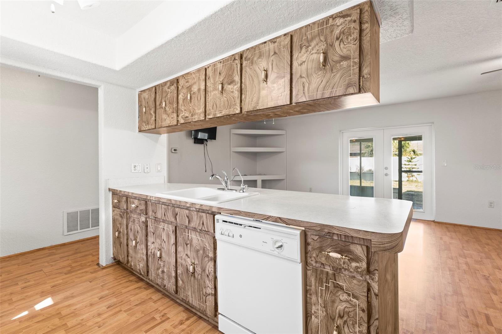 Image 15 of 40 For 12065 Shadow Ridge Boulevard