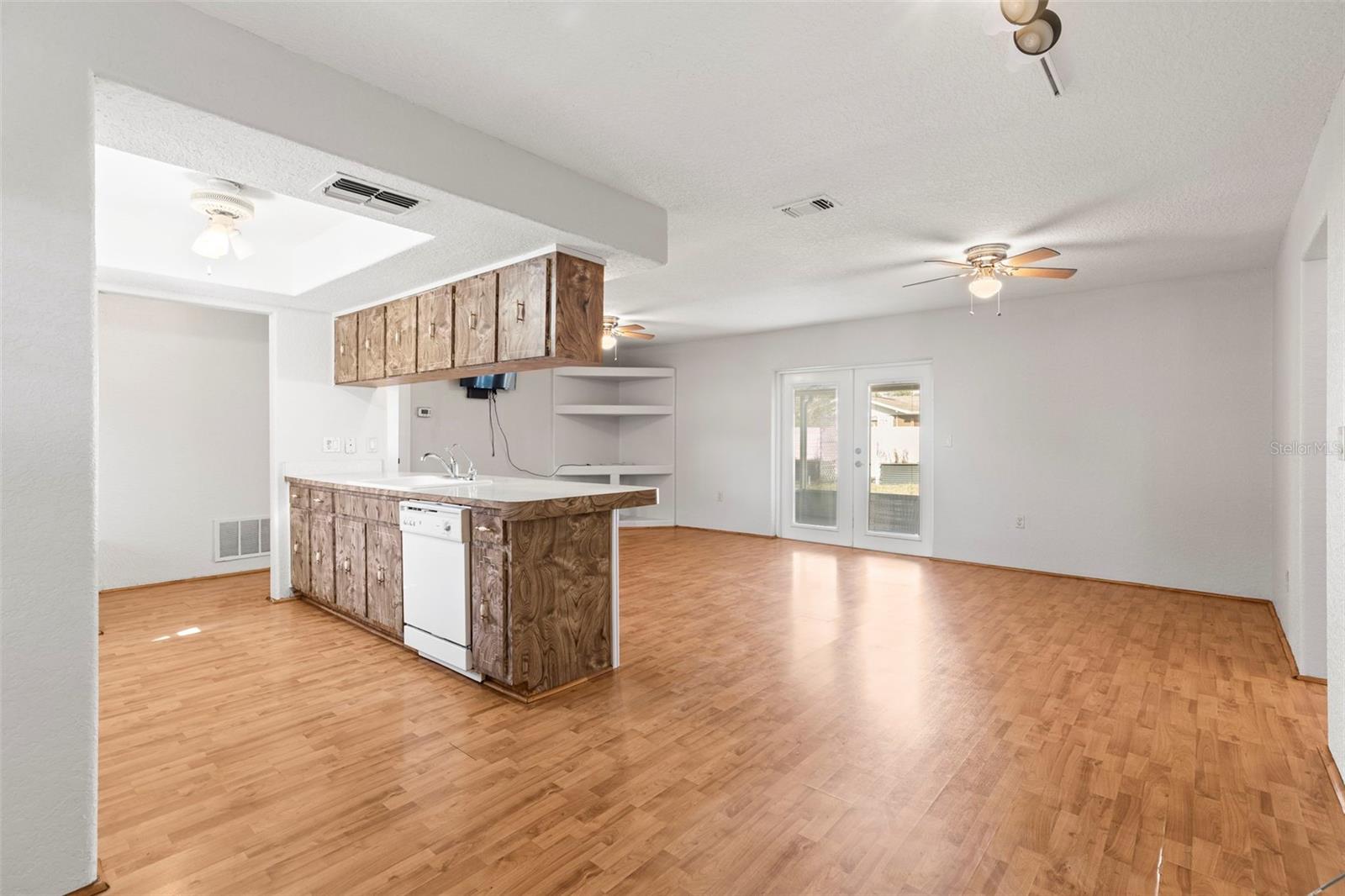 Image 19 of 40 For 12065 Shadow Ridge Boulevard