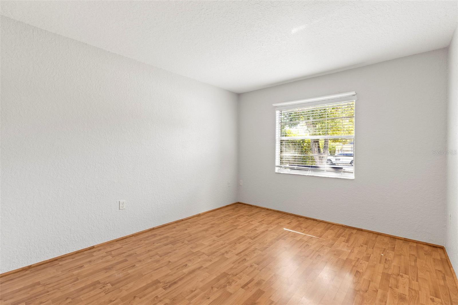 Image 20 of 40 For 12065 Shadow Ridge Boulevard