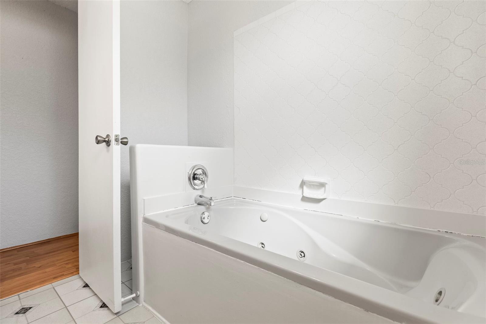 Image 23 of 40 For 12065 Shadow Ridge Boulevard