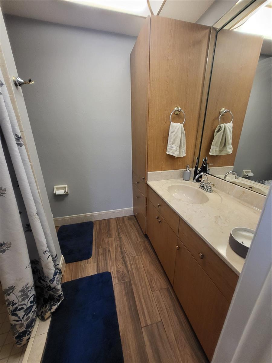 Image 33 of 48 For 13111 Sheridan Drive