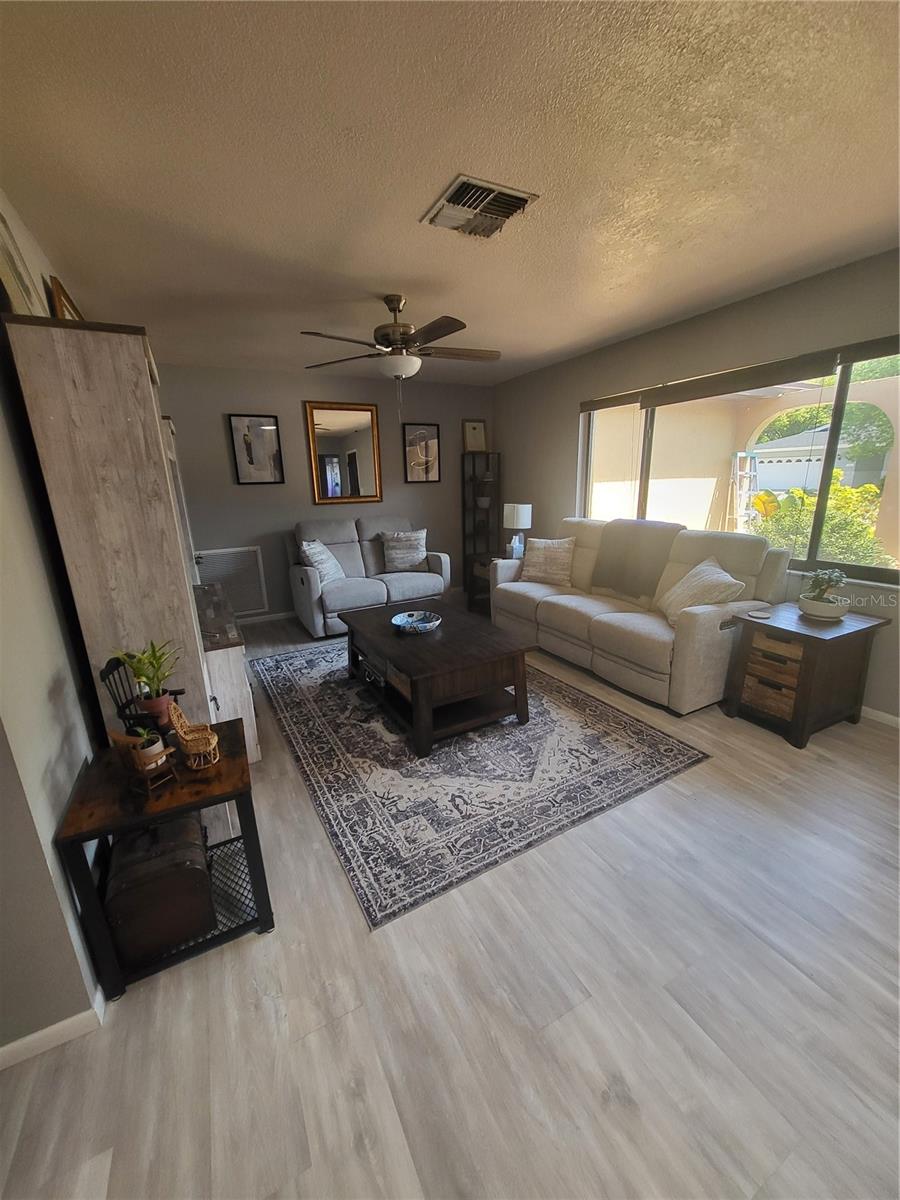 Image 7 of 48 For 13111 Sheridan Drive