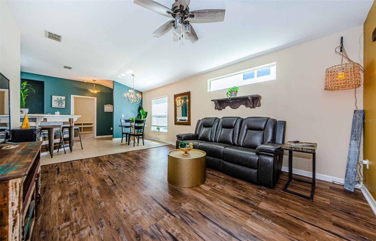 Image 11 of 37 For 8604 Corinthian Way