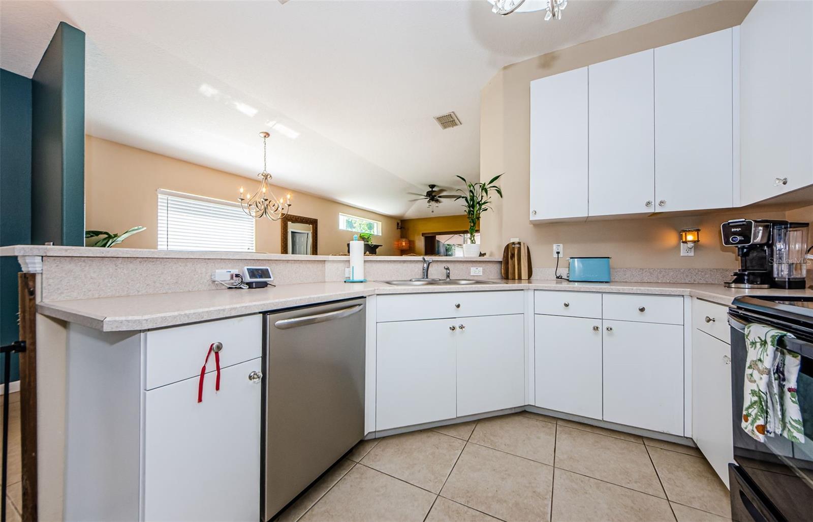 Image 15 of 37 For 8604 Corinthian Way