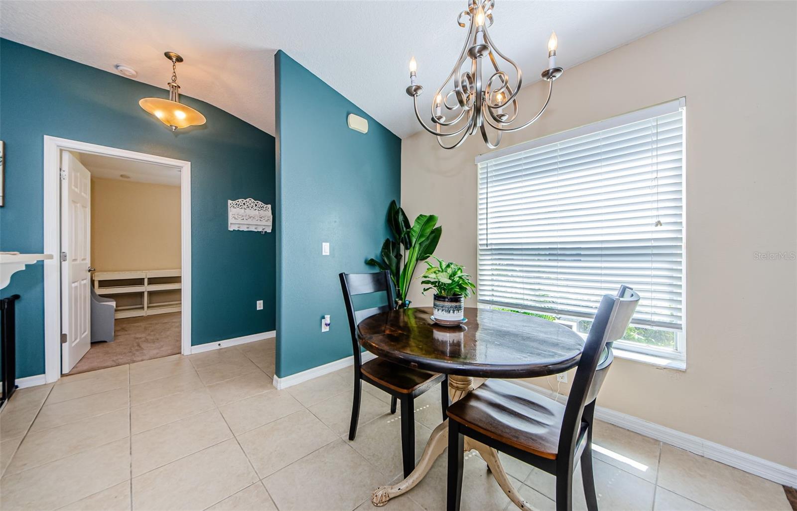 Image 18 of 37 For 8604 Corinthian Way