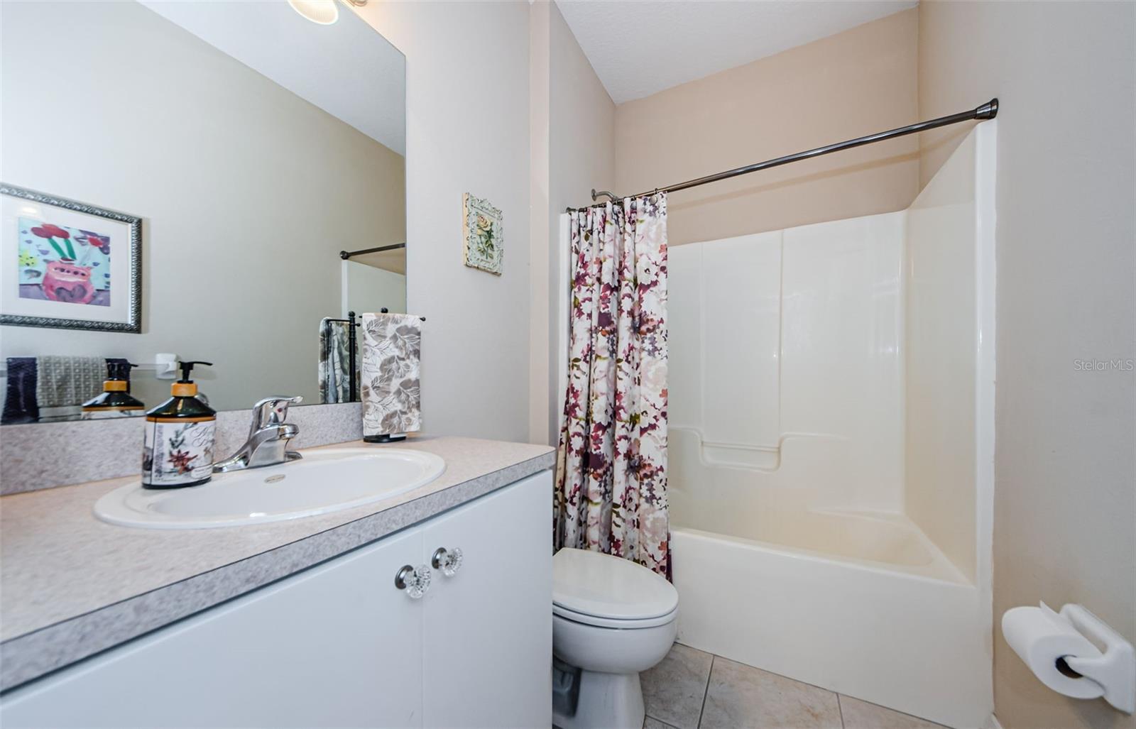 Image 26 of 37 For 8604 Corinthian Way