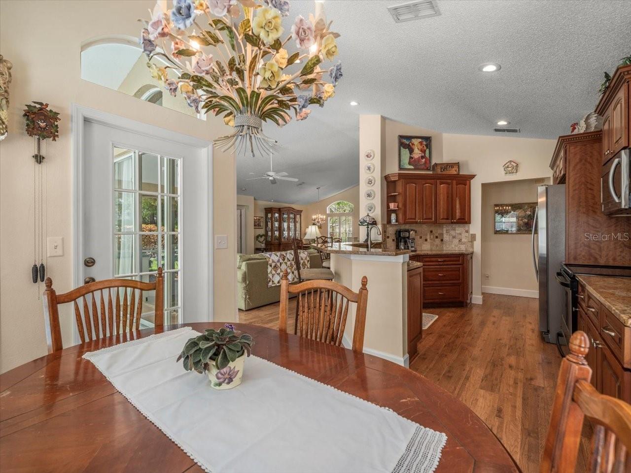 Image 23 of 48 For 446 Romine Court