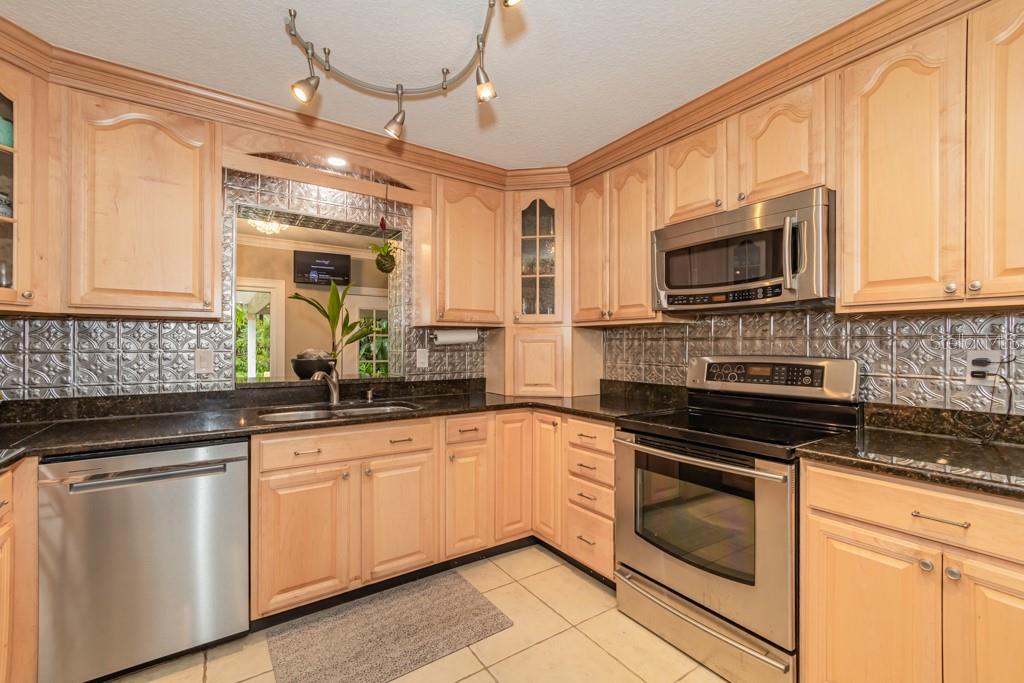 Image 12 of 62 For 3341 45th Street
