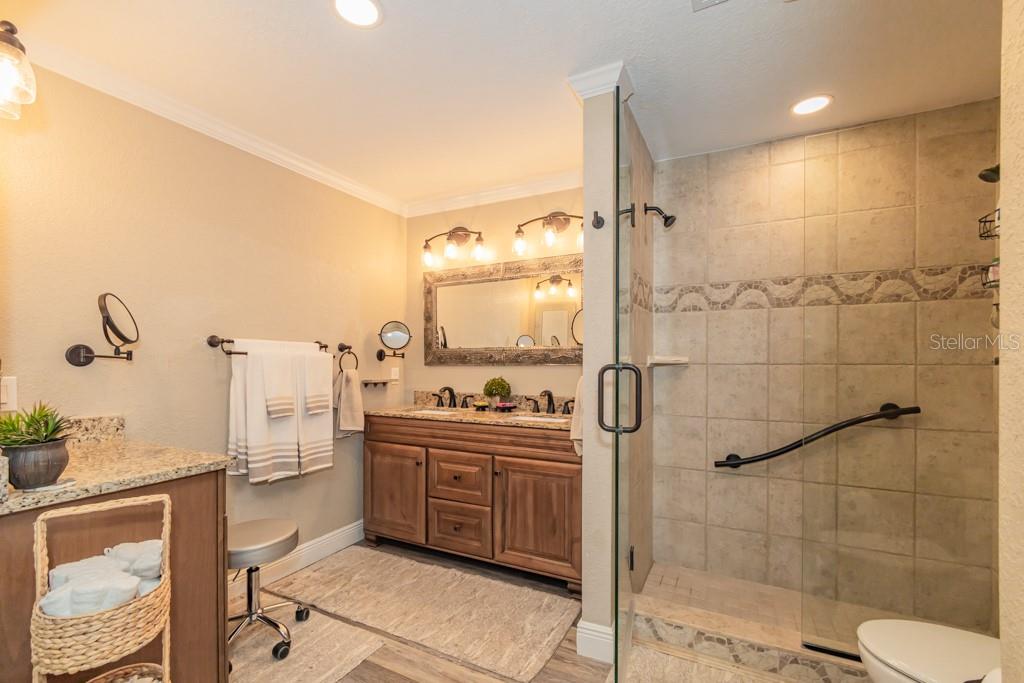 Image 20 of 62 For 3341 45th Street