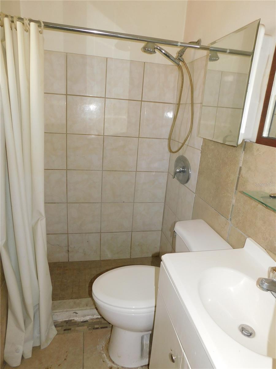 Image 10 of 21 For 7122 Wilcox Drive