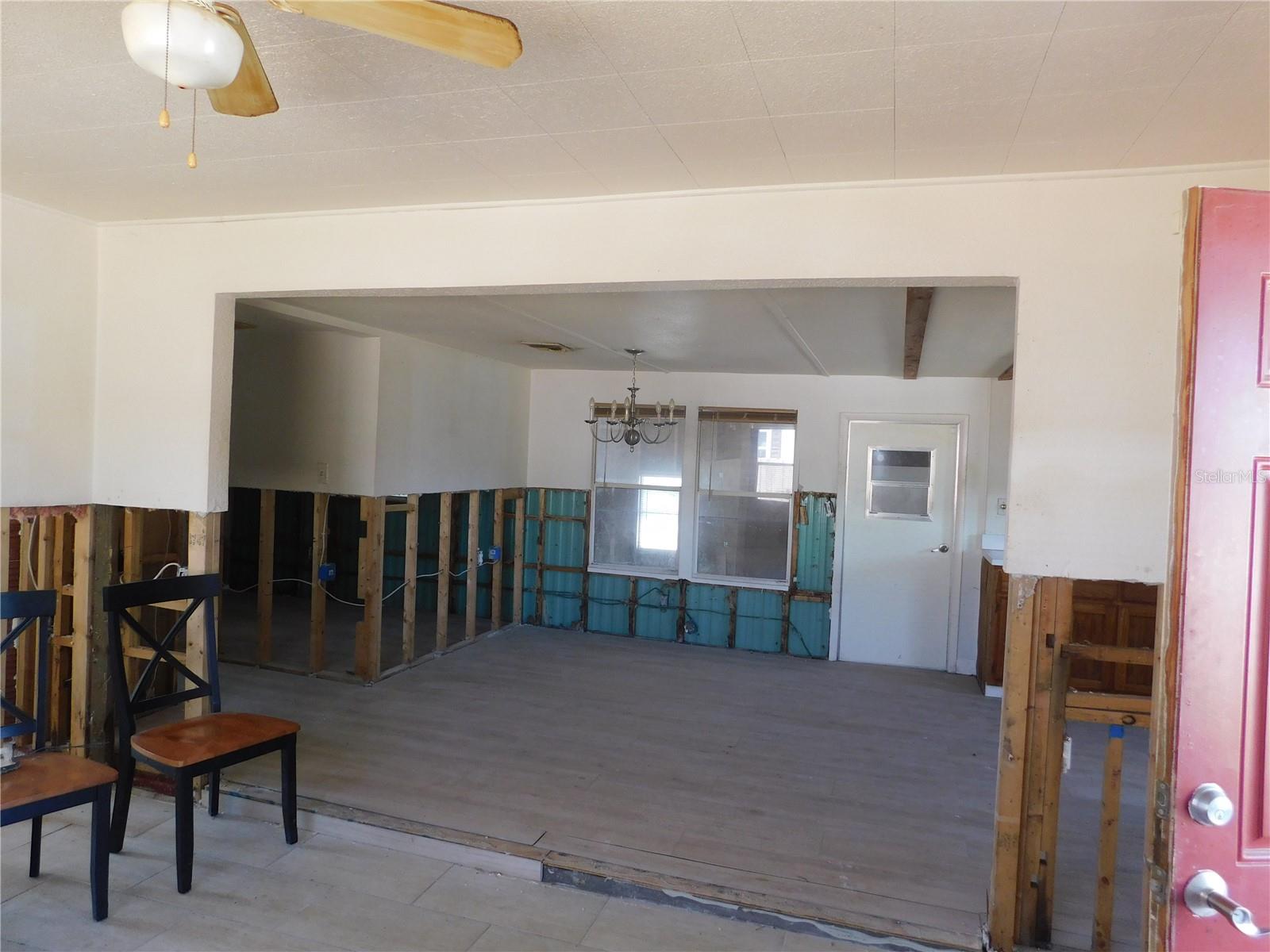 Image 2 of 21 For 7122 Wilcox Drive