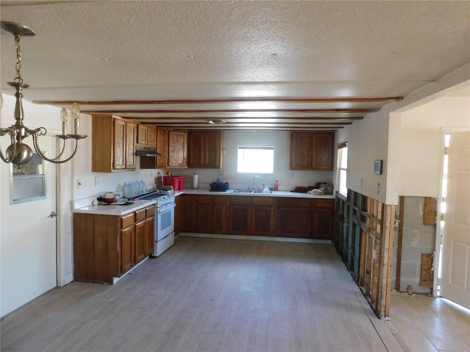 Image 3 of 21 For 7122 Wilcox Drive