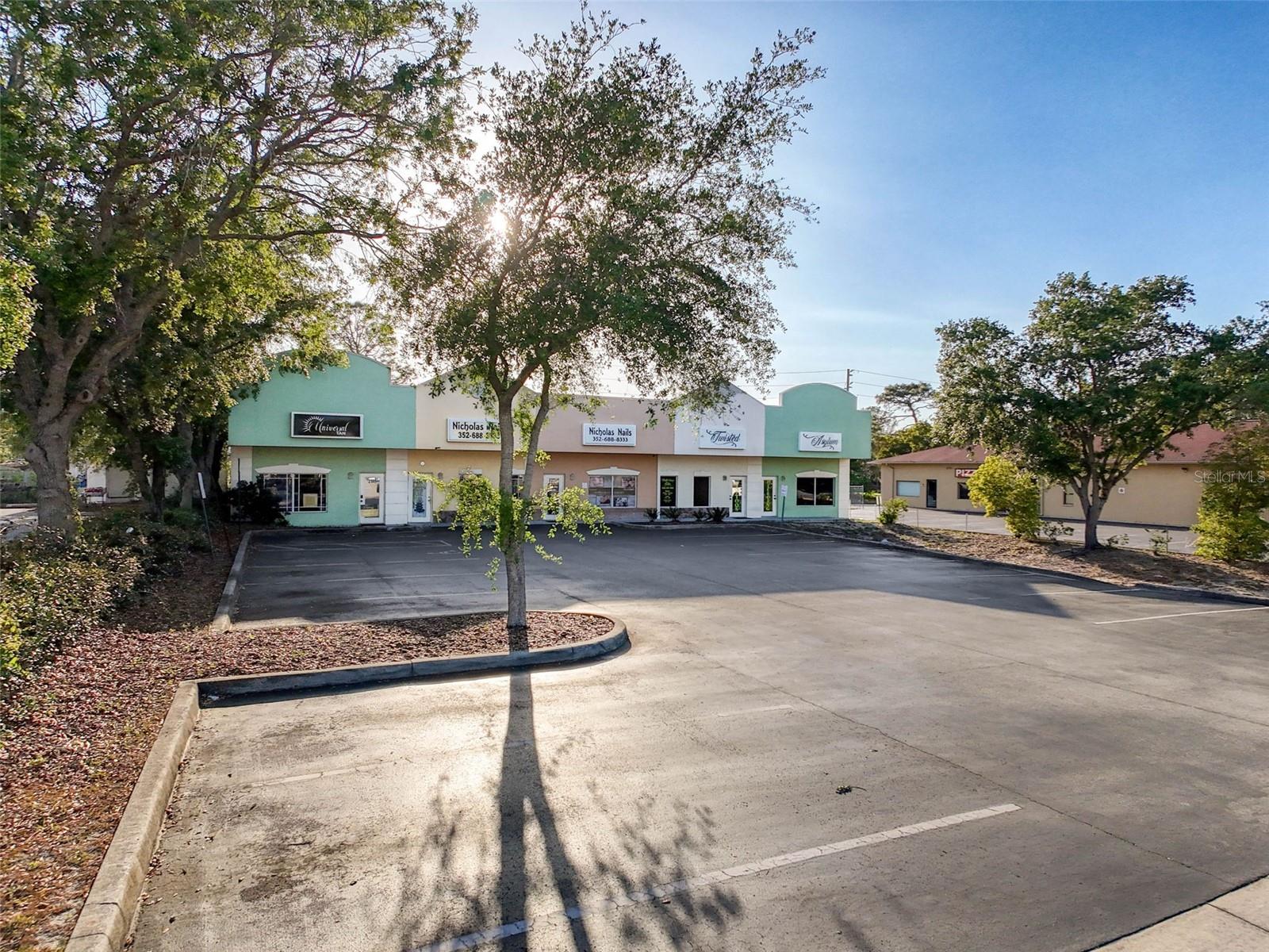 Listing photo id 22 for 2157 Mariner Boulevard