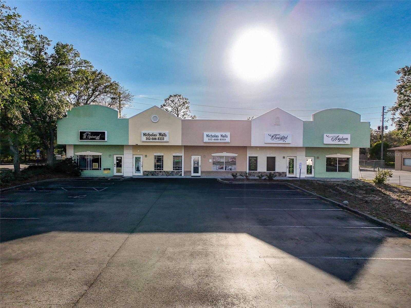 Listing photo id 32 for 2157 Mariner Boulevard