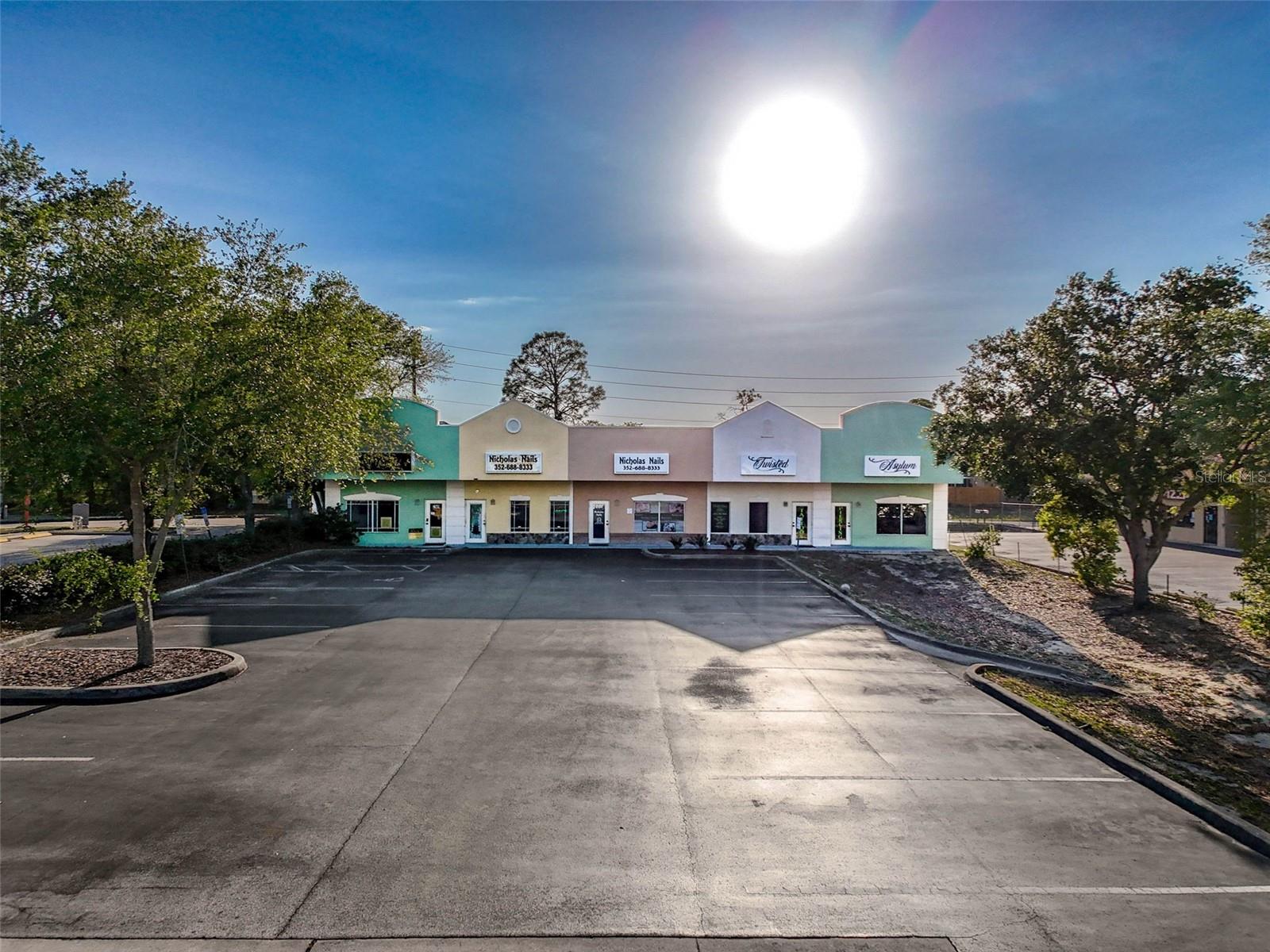 Listing photo id 34 for 2157 Mariner Boulevard