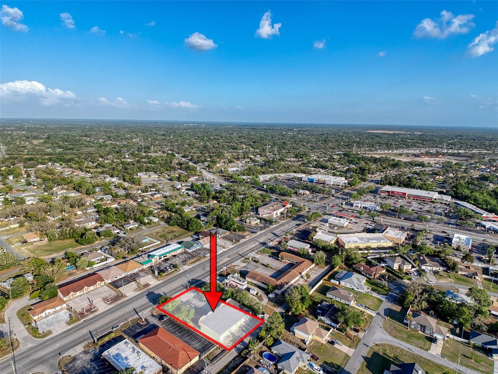 Listing photo id 6 for 2157 Mariner Boulevard