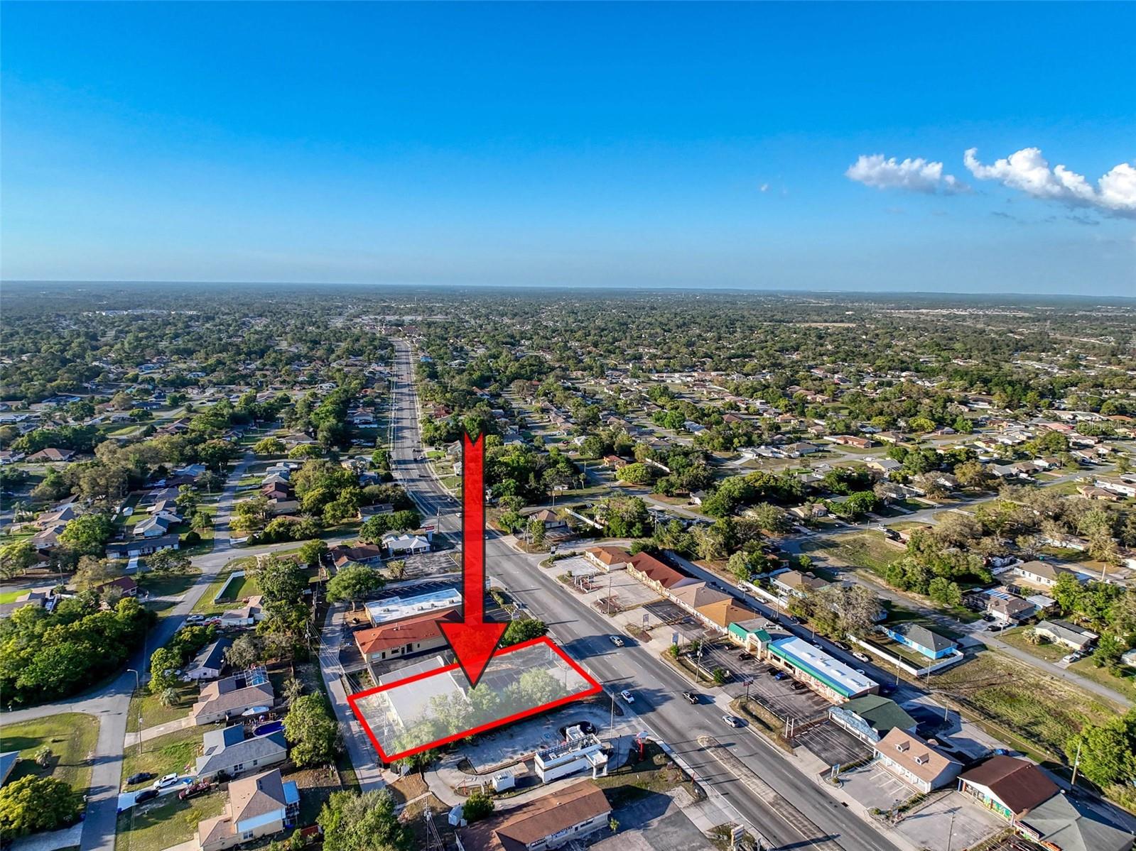 Listing photo id 7 for 2157 Mariner Boulevard