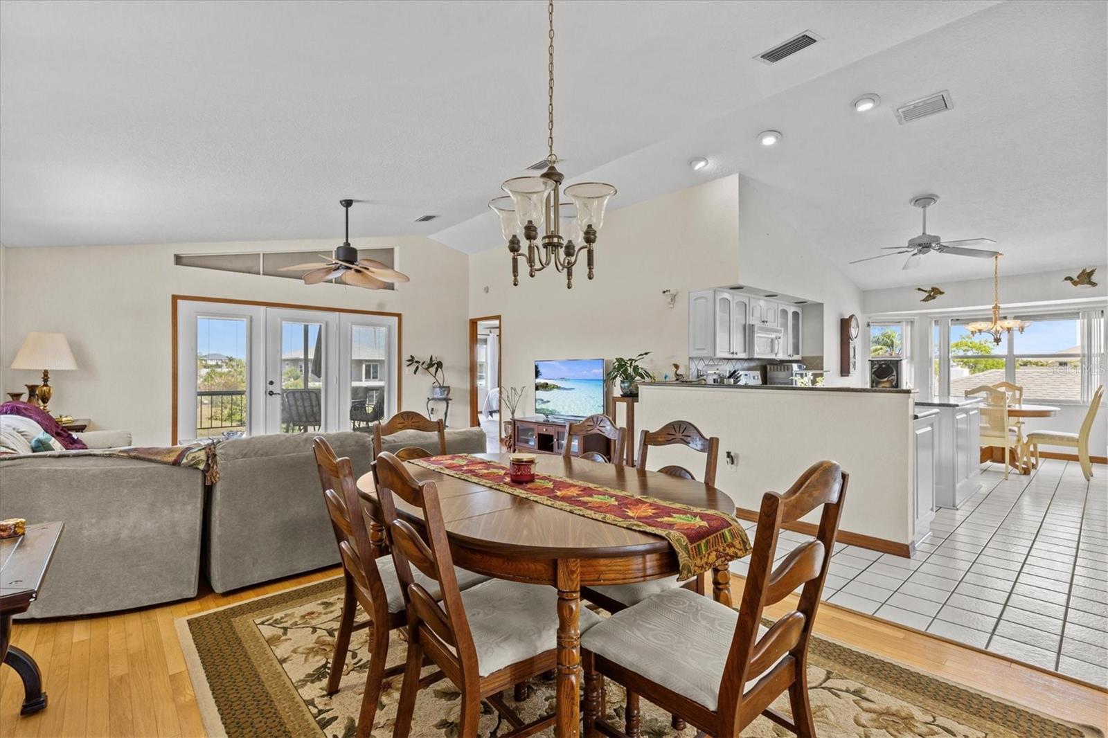 Image 13 of 64 For 15535 Allmand Drive