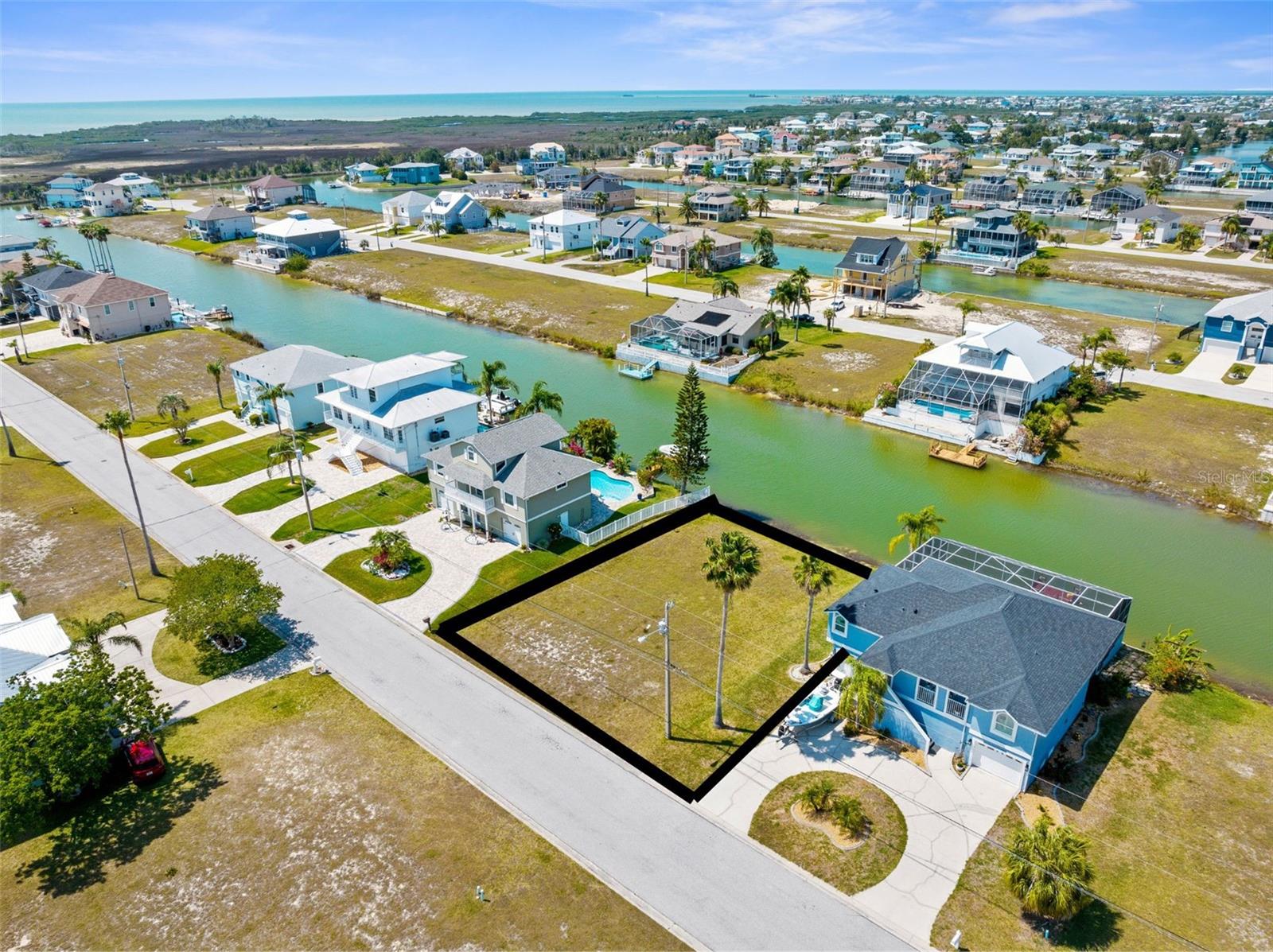 Image 2 of 7 For 3503 Triggerfish Drive