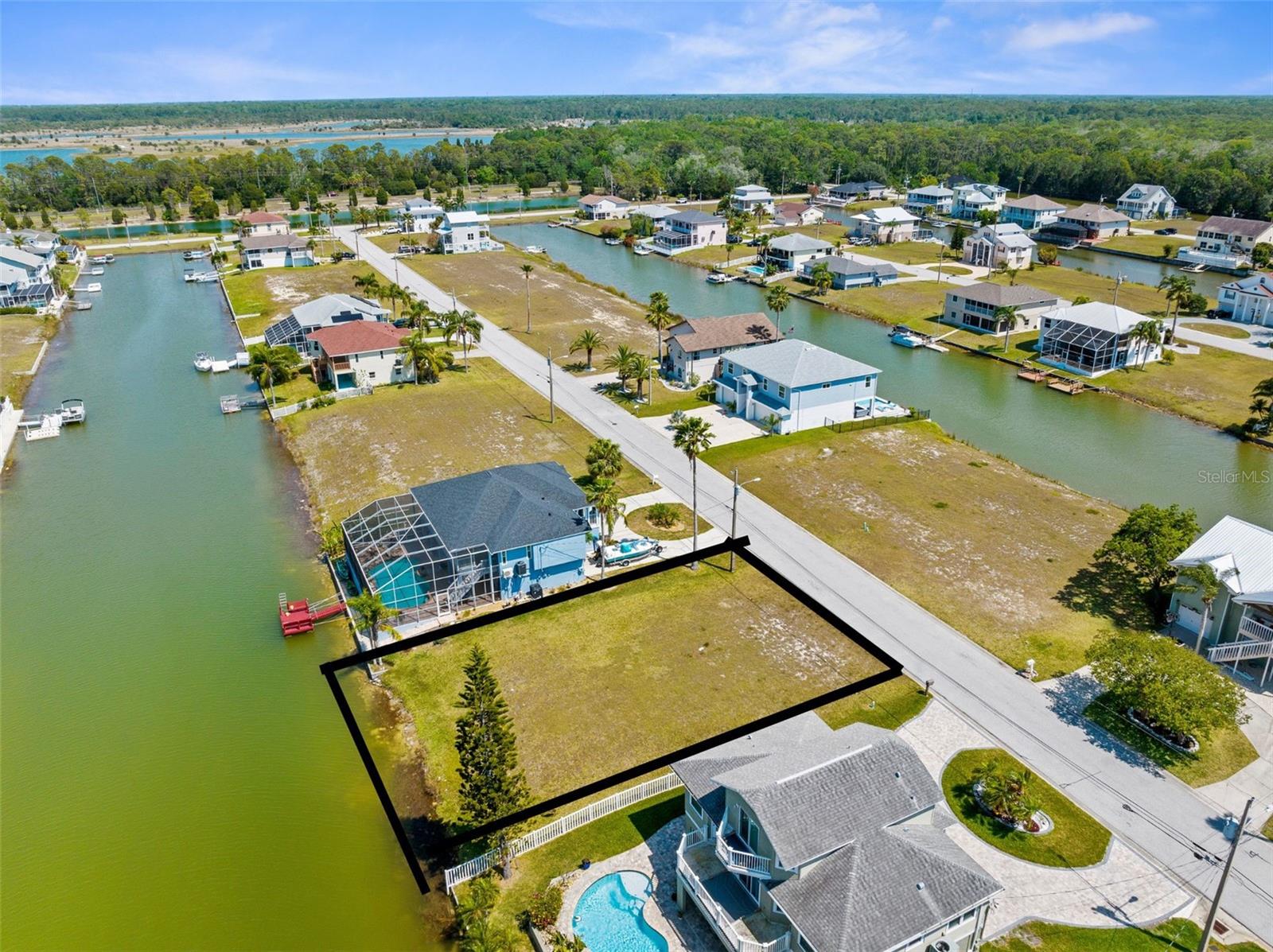 Image 4 of 7 For 3503 Triggerfish Drive