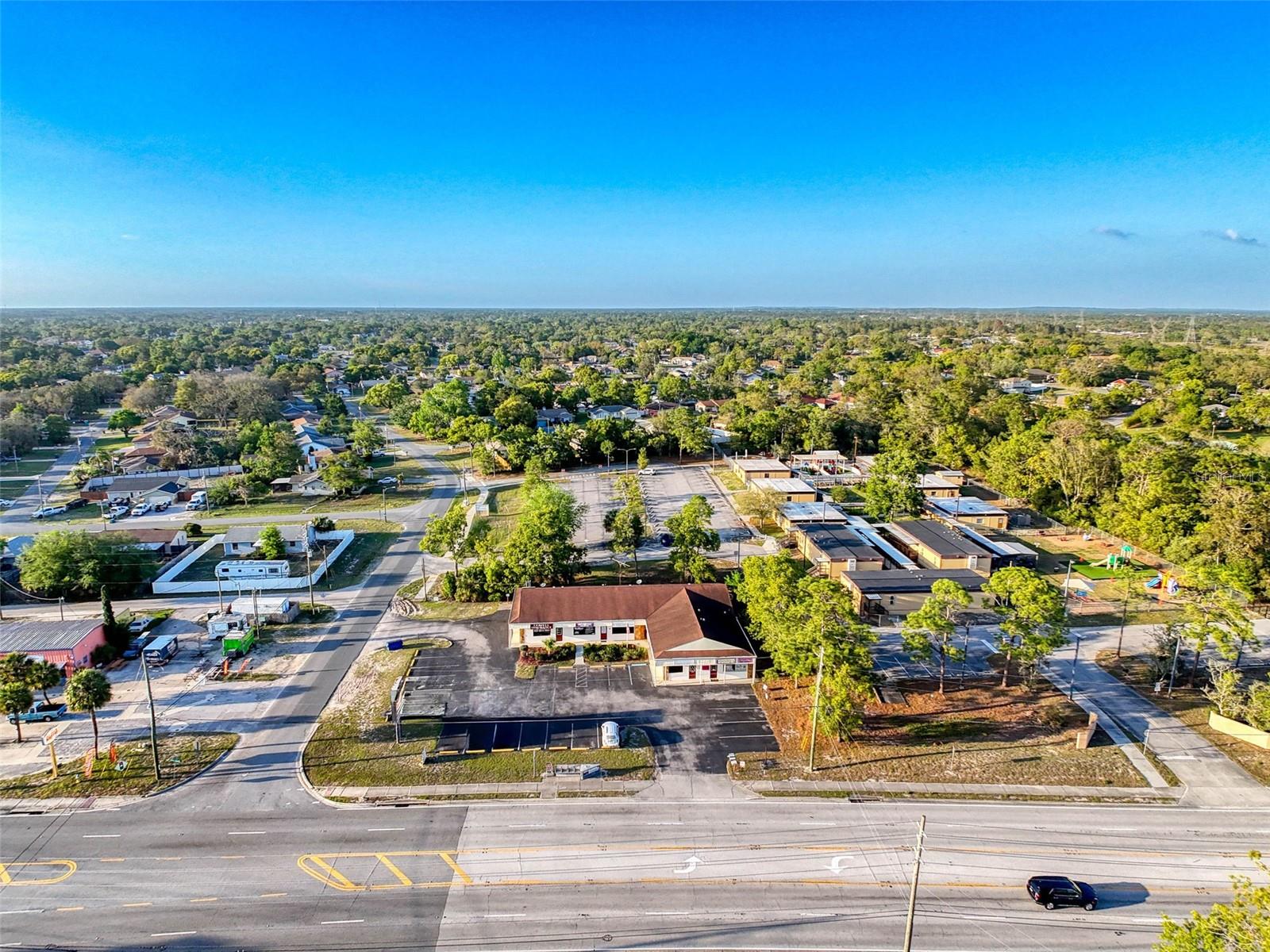 Image 14 of 25 For 11211 Spring Hill Drive