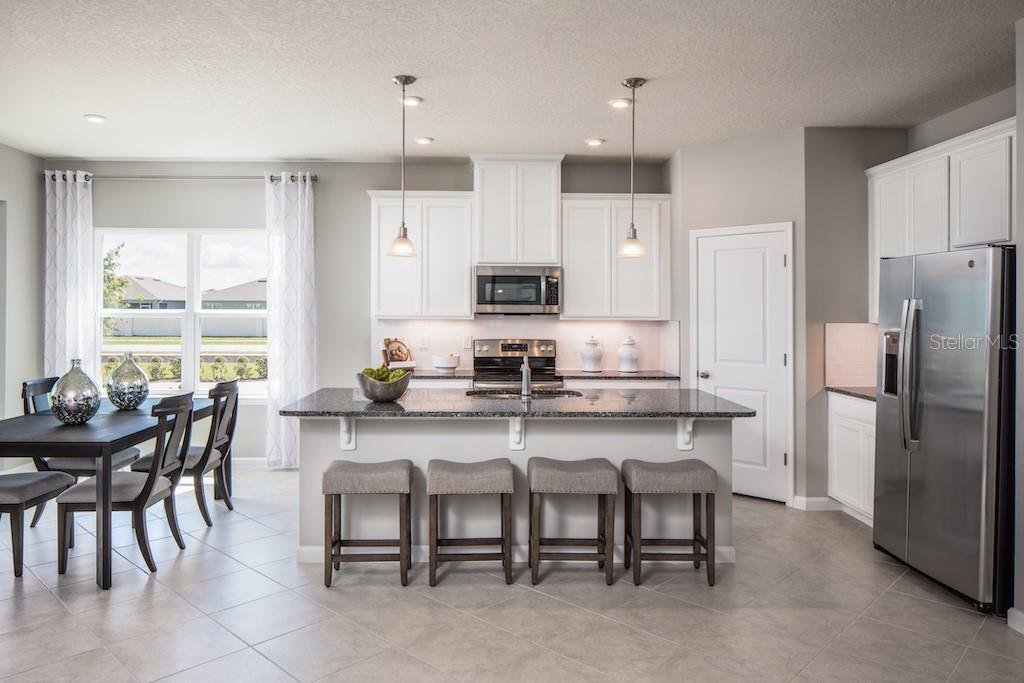 Image 4 of 19 For 1720 Palms Drive