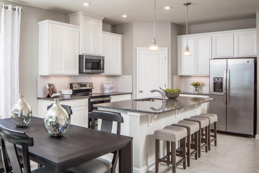 Image 6 of 19 For 1720 Palms Drive