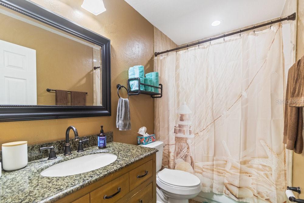 Listing photo id 11 for 9100 Whitman Lane