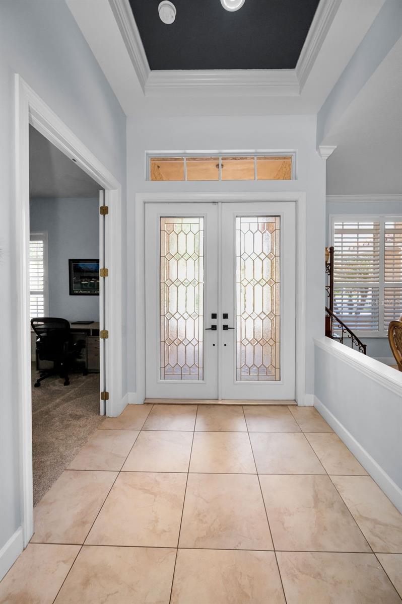 Listing photo id 10 for 1033 Tuscany Drive