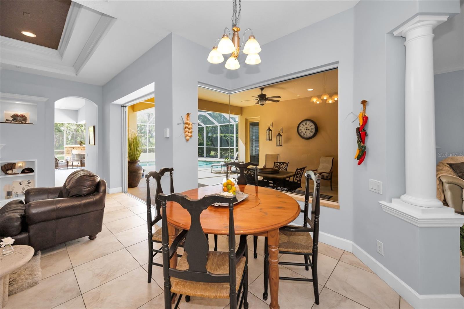 Listing photo id 26 for 1033 Tuscany Drive