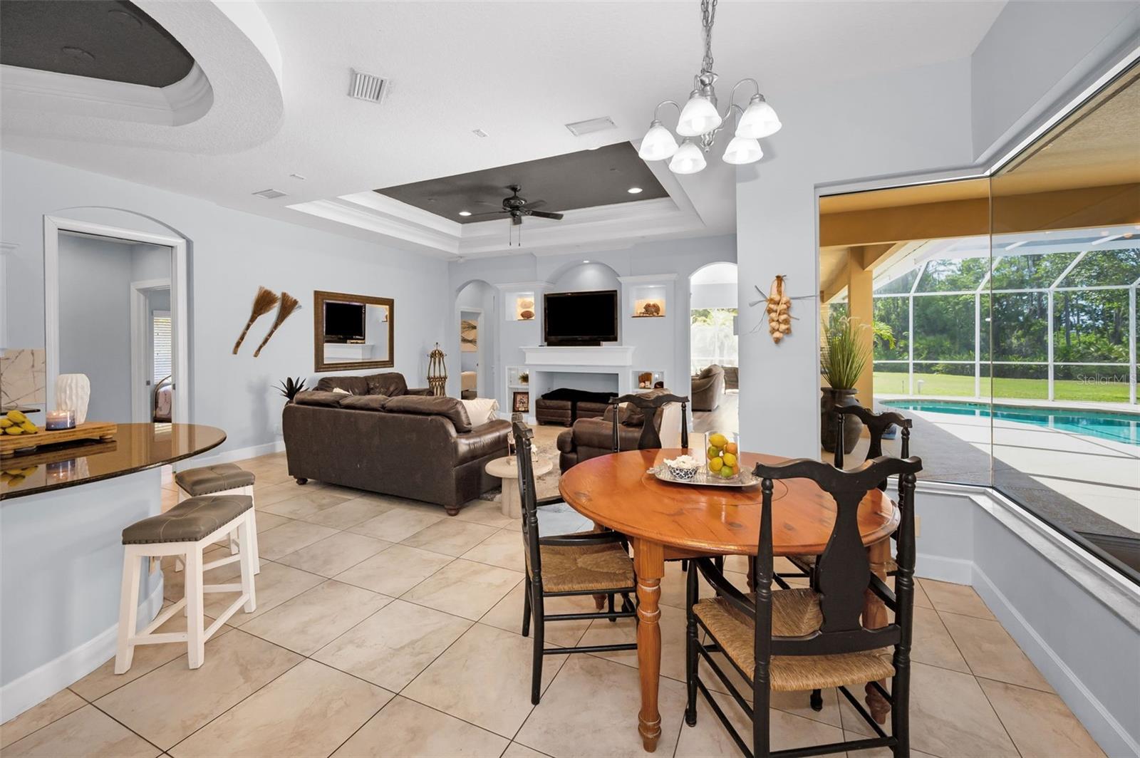 Listing photo id 27 for 1033 Tuscany Drive