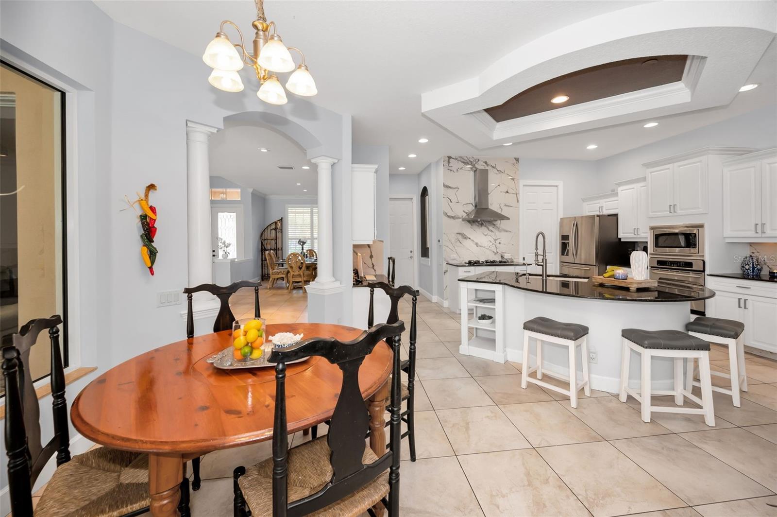 Listing photo id 29 for 1033 Tuscany Drive