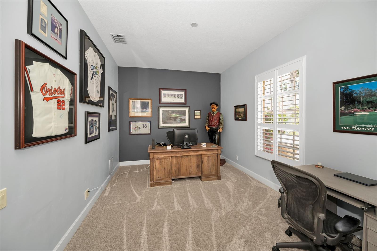 Listing photo id 50 for 1033 Tuscany Drive