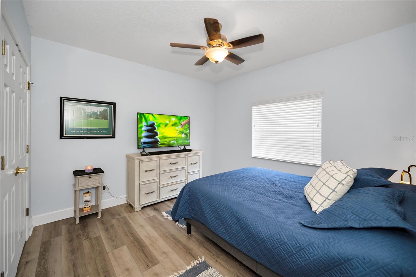 Listing photo id 53 for 1033 Tuscany Drive