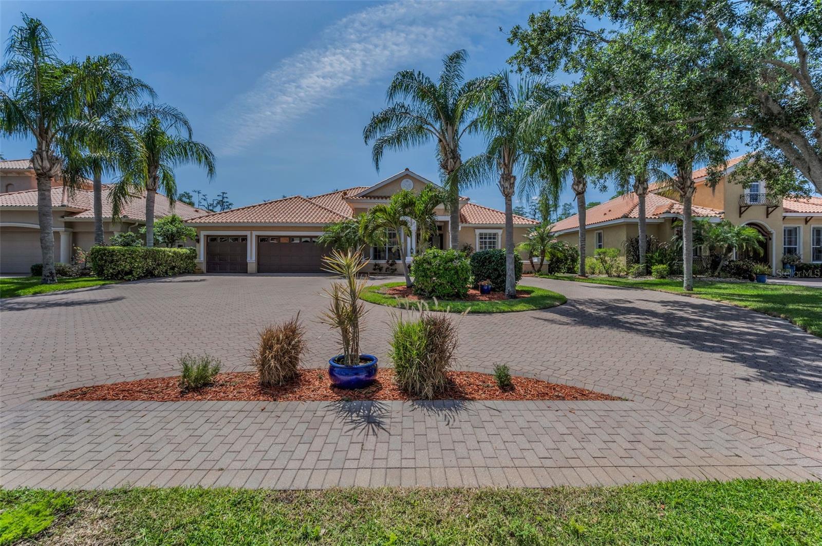 Listing photo id 5 for 1033 Tuscany Drive
