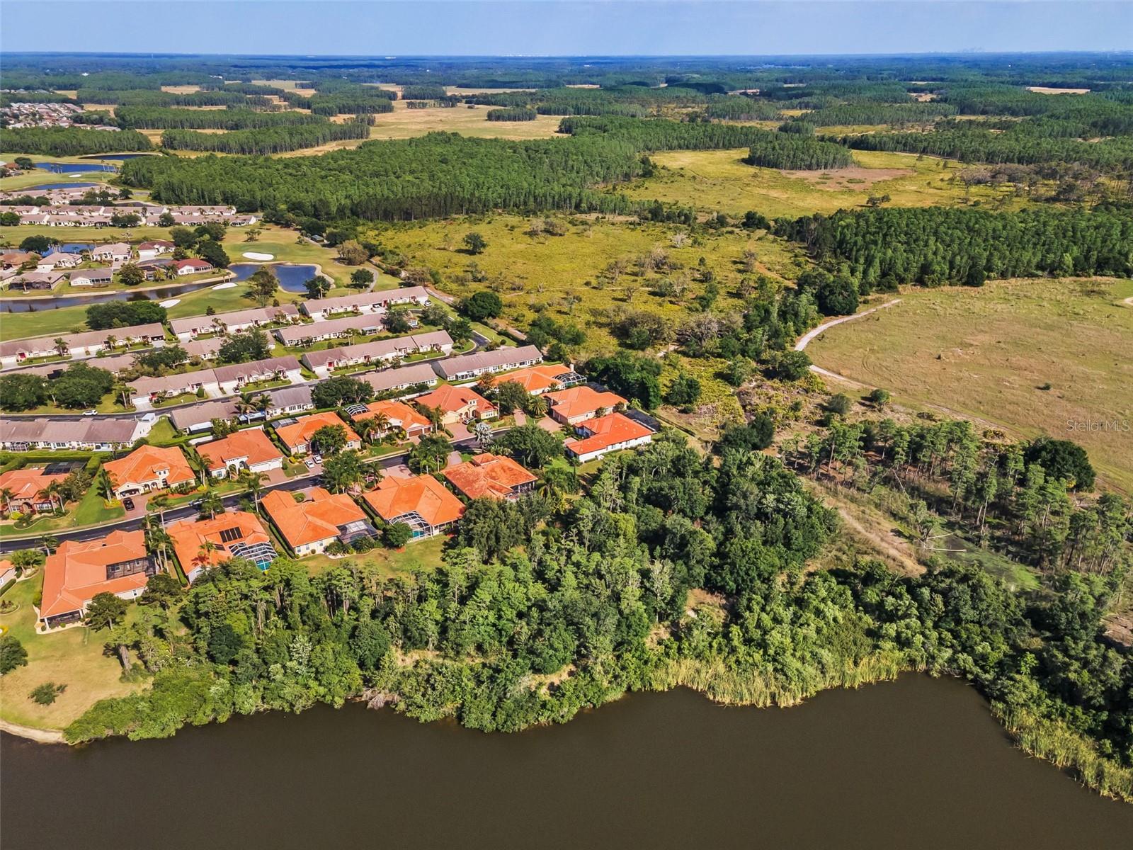 Listing photo id 74 for 1033 Tuscany Drive