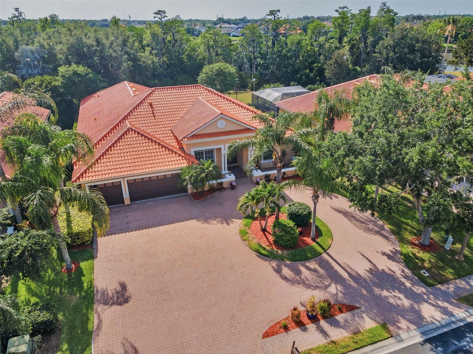 Listing photo id 6 for 1033 Tuscany Drive